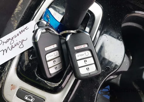 2017 Honda Ridgeline Rtl-E z USA, uszkodzony, nr VIN 5FPYK3F70HB028551